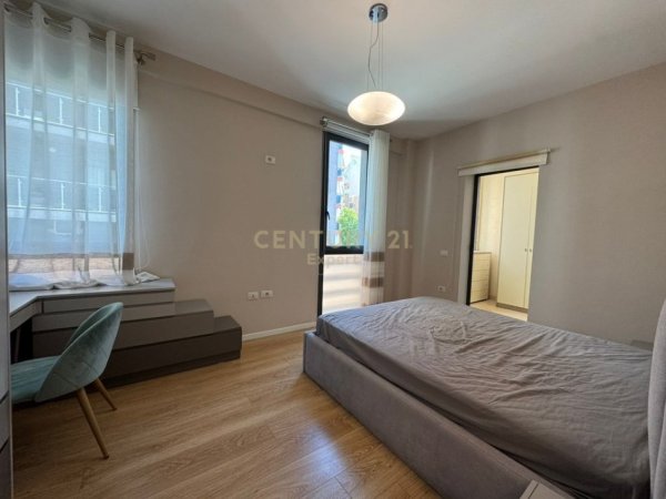 Tirane, jap me qera apartament 1+1 Kati 2, 67 m² 500 € (Kodra e Diellit)