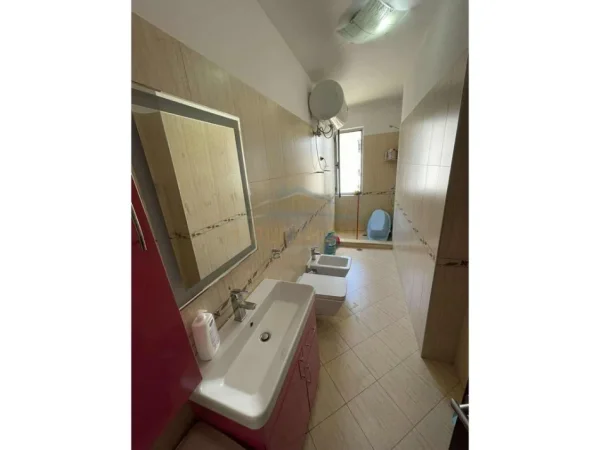 Tirane, shitet apartament Kati 7, 76 m² 109.000 € (MISTO MAME)