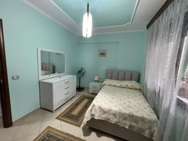 Tirane, shitet apartament 2+1 Kati 5, 100 m² 370.000 € (Air Albania)