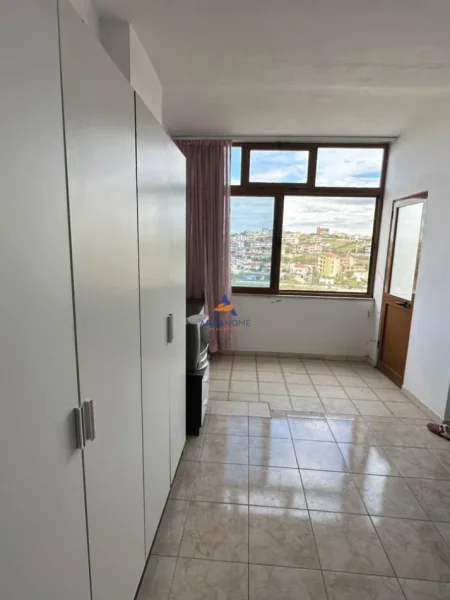 Durres, shitet apartament 1+1+Ballkon Kati 7, 55 m² 65.000 € (NDODHET PRANE PLAZH ILIRIA DURRES)