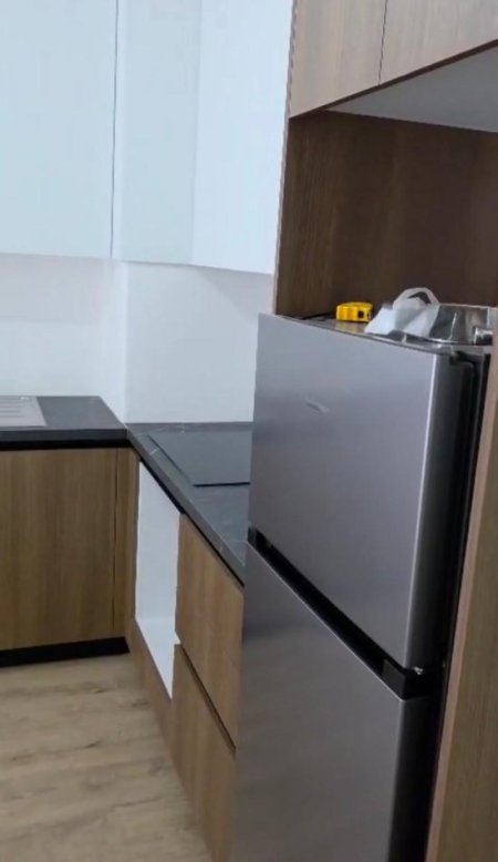 Tirane, jepet me qera apartament 2+1+Ballkon Kati 2, 90 m² 500 € 