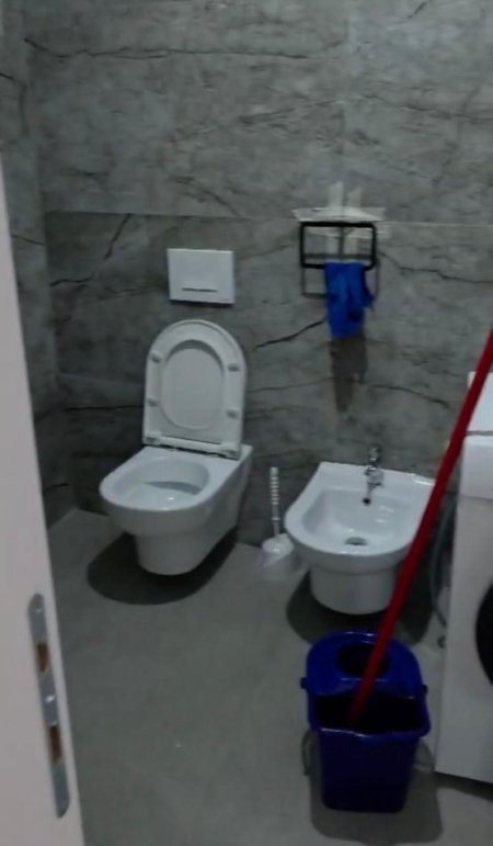 Tirane, jepet me qera apartament 2+1+Ballkon Kati 2, 90 m² 500 € 