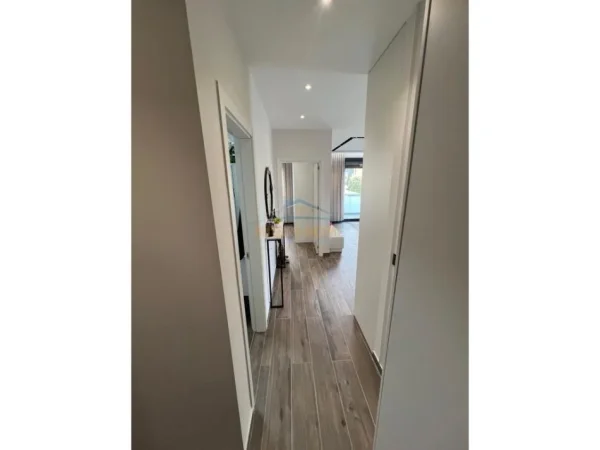 Tirane, shitet apartament Kati 2, 65 m² 200.000 € ("Sofia" Rezidence TEG)