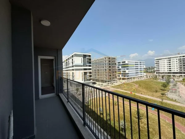 Tirane, shitet apartament Kati 4, 97 m² 120.600 € (KOMPLEKSI UNIVERS CITY)