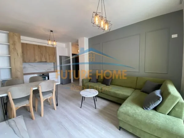 Tirane, shitet apartament Kati 8, 91 m² 178.000 € (Kompleksi Grand Gallery)