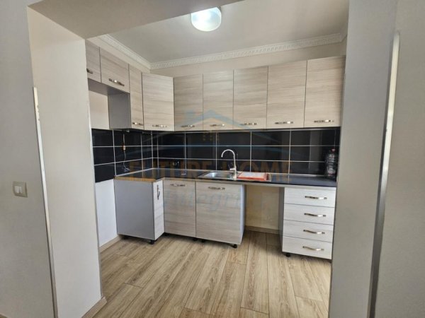 Tirane, shitet apartament duplex , 112 m² 160.000 € (ISH TREGU ELEKTRIK)