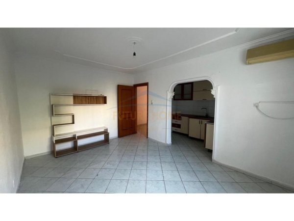 Tirane, shitet apartament 1+1 Kati 0, 59 m² 92.000 € (Nisharaku)