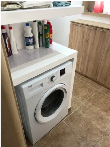 Durres, jap me qera apartament 1+1+Ballkon Kati 1, 60 m² 350 € (rroga Poseidon)