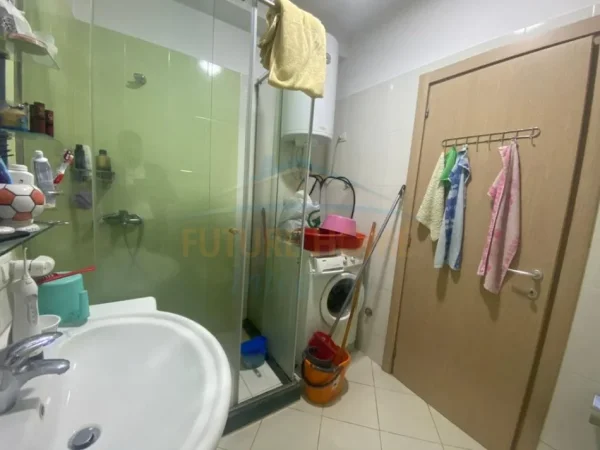 Tirane, shitet apartament 1+1+Aneks+Ballkon Kati 3, 82 m² 150.000 € (ISH TREGU ELEKTRIK)