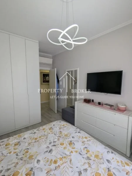 Tirane, jepet me qera apartament 2+1 Kati 5, 90 m² 750 € (Rruga Don Bosko)