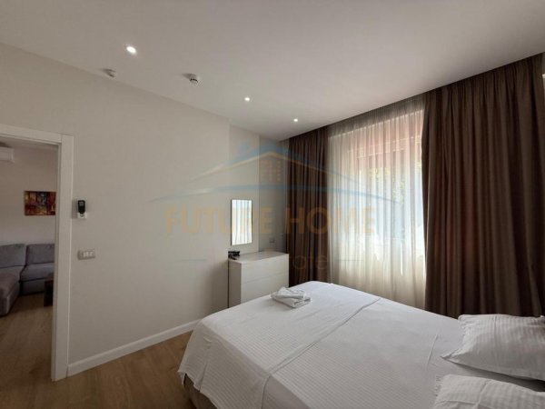 Tirane, shitet apartament Kati 1, 219 m² 396.000 € (PORCELAN)