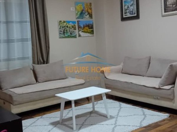 Tirane, shitet apartament Kati 1, 65 m² 95.000 € (SHKOZE)