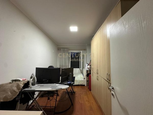Tirane, jepet me qera apartament 2+1+Aneks+Ballkon Kati 0, 110 m² 600 € (Kopeshti Botanik)