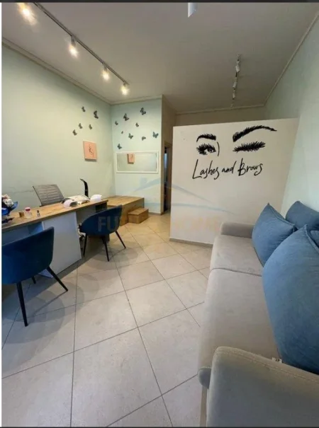 Tirane, jepet me qera dyqan Kati 0, 29 m² 400 € (Rruga e Dibres ngjitur me Komisariatin Nr 4)