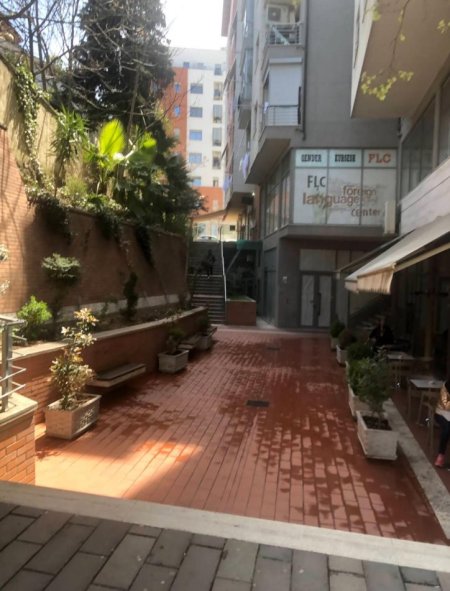 Tirane, jepet me qera dyqan Kati 0, 29 m² 400 € (Rruga e Dibres ngjitur me Komisariatin Nr 4)