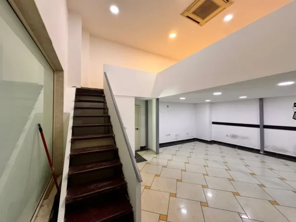 Tirane, shitet zyre Kati 1, 36 m² 160.000 € (GALERIA 17 NENTORI)