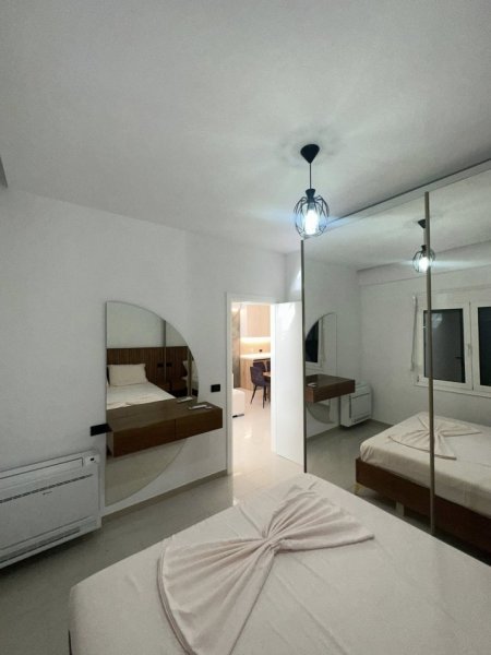 Durres, jepet me qera 2+1+Ballkon Kati 5, 75 m² 400 € (Qera 2+1 me ballkon Pelikani Plazh • 400€ neto +355 069 20 39 456)