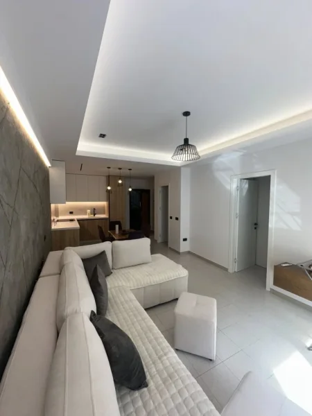 Durres, jepet me qera 2+1+Ballkon Kati 5, 75 m² 400 € (Qera 2+1 me ballkon Pelikani Plazh • 400€ neto +355 069 20 39 456)