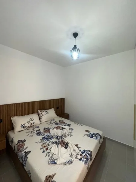 Durres, jepet me qera 2+1+Ballkon Kati 5, 75 m² 400 € (Qera 2+1 me ballkon Pelikani Plazh • 400€ neto +355 069 20 39 456)