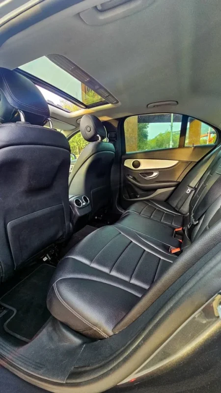 Tirane, shes makine C Class Nafte, gri metalizato automatik Klima 125.000 km 14.900 €