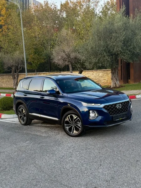 Tirane, shes makine Hyundai Santa Fe Nafte, blu e errët automatik Klima 174.000 km 17.900 €