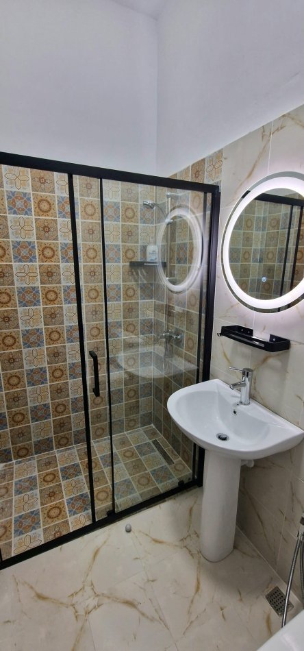 Durres, jepet me qera nga Pronari, pa-komision apartament 1+1 Kati 2, 65 m² 600 € (Rruga Taulantia, 27 Kateshi, Durres)