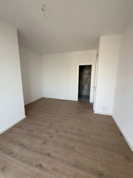 Tirane, jepet me qera zyre Kati 2, 152 m² 1.500 € (Mine Peza)