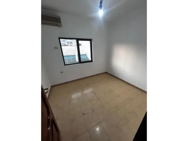 Tirane, shitet Kati 2, 150 m² 205.000 € (SELITE)