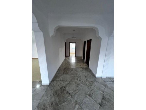 Tirane, shitet Kati 2, 150 m² 205.000 € (SELITE)