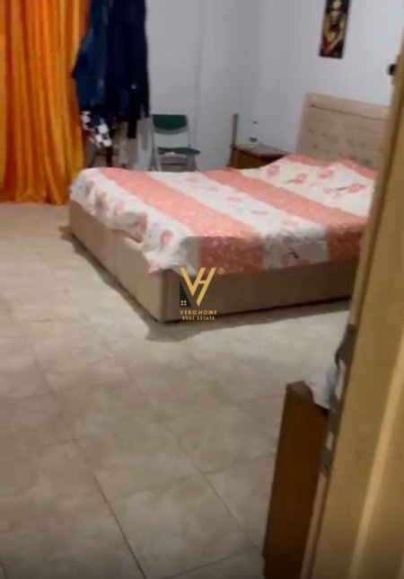 Tirane, jepet me qera apartament 2+1+Ballkon Kati 4, 81 m² 600 € (RRUGA E ELBASANIT)