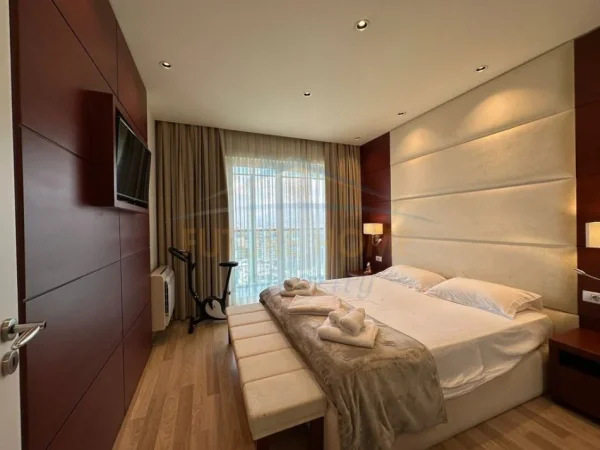 Tirane, shitet apartament Kati 19, 95 m² 455.000 € (AMBASADOR 3)