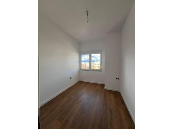 Tirane, shitet apartament Kati 7, 64 m² 95.000 € (ASTIR)