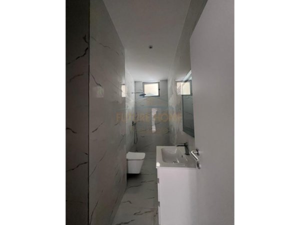 Tirane, shitet Kati 7, 61 m² 93.000 € (ASTIR)