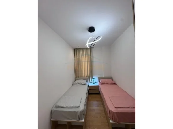 Tirane, shitet apartament Kati 1, 90 m² 238.000 € (KOPSHTI ZOOLOGJIK)