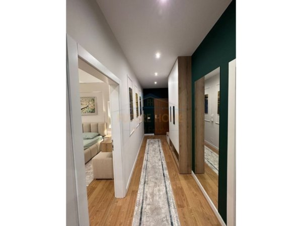Tirane, shitet apartament Kati 1, 90 m² 238.000 € (KOPSHTI ZOOLOGJIK)