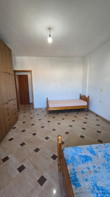 Tirane, jepet me qera apartament 2+1+Aneks Kati 2, 120 m²