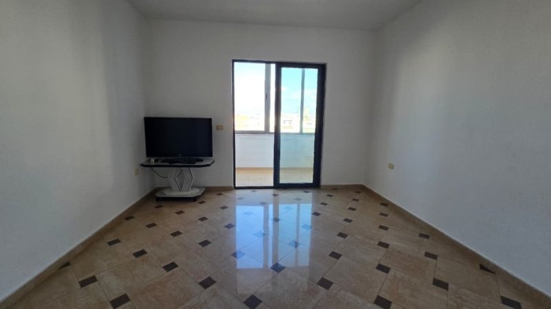 Tirane, jepet me qera apartament 2+1+Aneks Kati 2, 120 m²