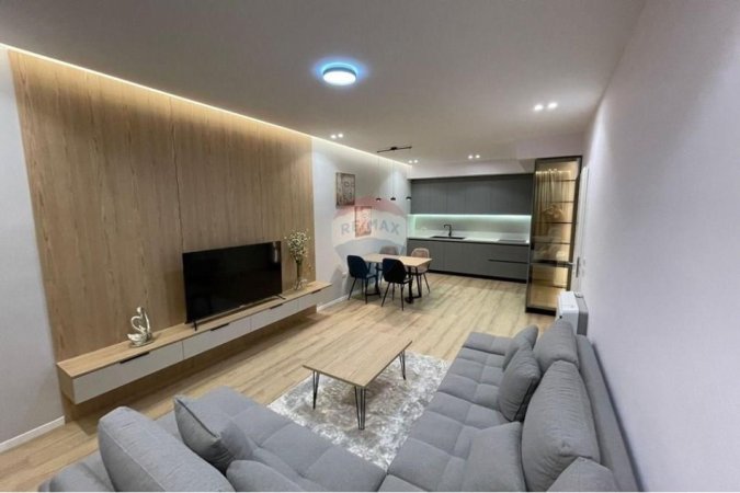 Tirane, jepet me qera apartament 2+1 , 125 m² 1.500 € (Rruga Liqeni i Thatë, Tiranë)