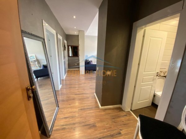 Tirane, shitet apartament Kati 3, 144 m² 900.000 € (PARKU I LIQENIT ARTIFICIAL)