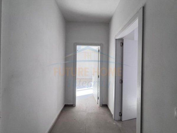 Tirane, shitet apartament Kati 5, 70 m² 93.500 € (PASKUQAN)