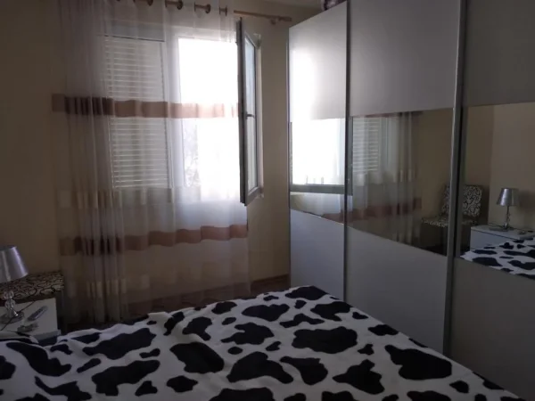 APARTAMENT 2+1+2 ME QIRA  850 € (Kodra e Diellit)