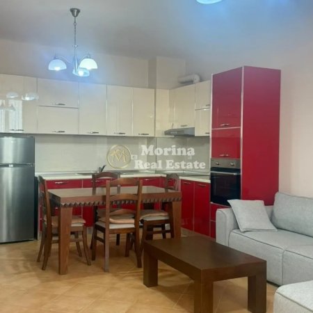 Tirane, jepet me qera apartament 2+1+Ballkon Kati 7, 600 m² 600 € (Jordan Misja)