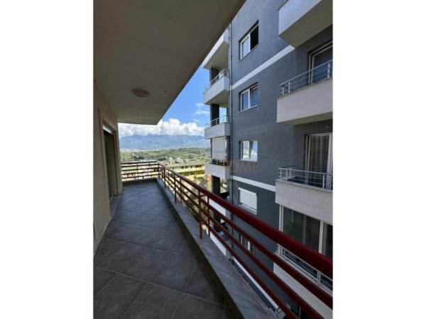 Tirane, shitet apartament 2+1 Kati 3, 107 m² 270.000 € (Liqeni i Thate)