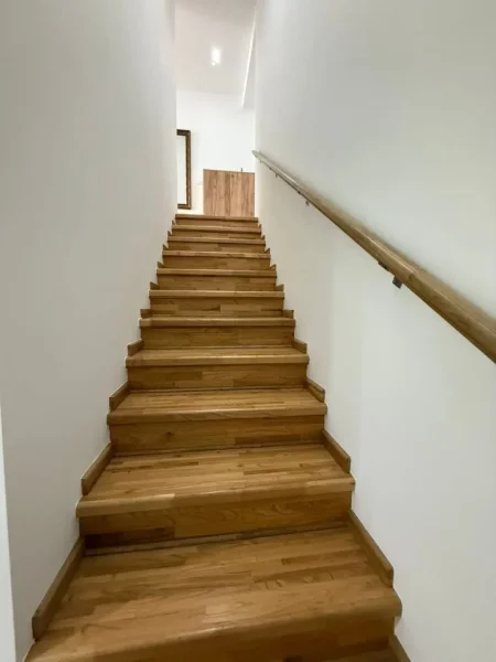 Tirane, jepet me qera apartament duplex 1+1+Ballkon Kati 1, 125 m² 1.400 € (Rezidenca Kodra e Diellit 1)