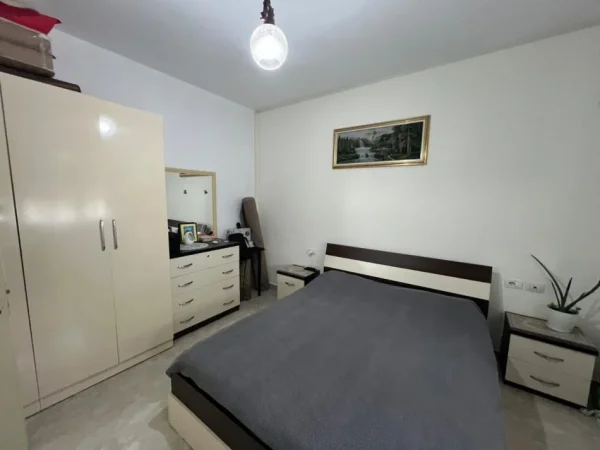 Tirane, shitet apartament 2+1+Ballkon Kati 4, 90 m² 175.000 € (JORDAN MISJA)