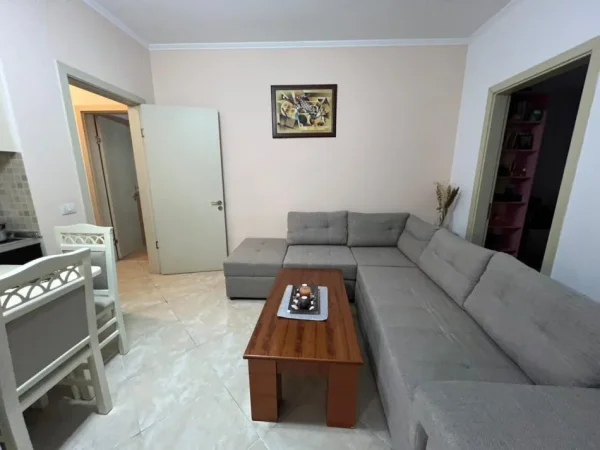 Tirane, shitet apartament 2+1+Ballkon Kati 4, 90 m² 175.000 € (JORDAN MISJA)