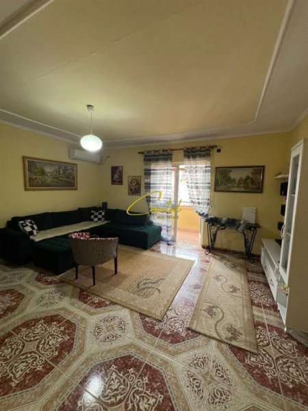 Tirane, shitet apartament 2+1 Kati 5, 115 m² 170.000 € (RRUGA KONGRESI I MANASTIRIT)