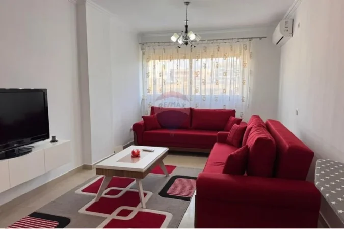 Tirane, jepet me qera apartament 3+1+Aneks , 98 m² 700 € (Rruga Don Bosko)