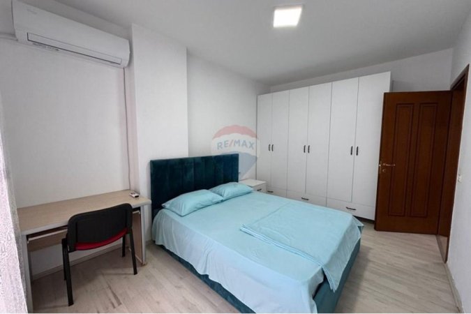 Tirane, jepet me qera apartament 3+1+Aneks , 98 m² 700 € (Rruga Don Bosko)
