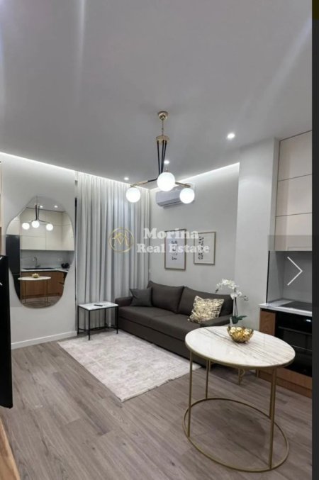 Tirane, jepet me qera apartament 1+1 Kati 8, 55 m² 620 € (Bulevardi i Ri)